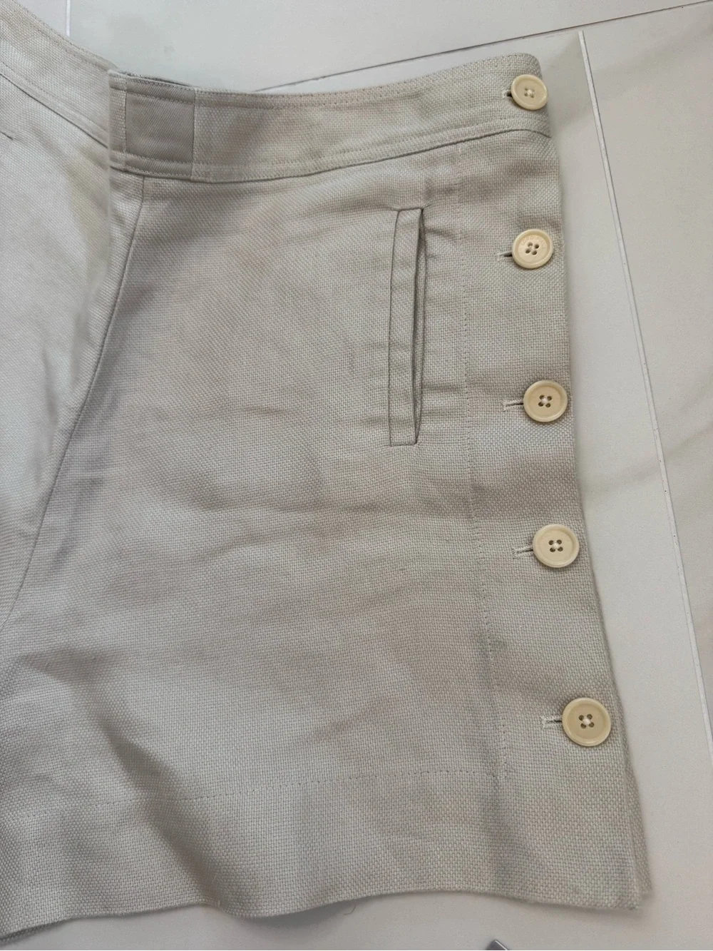 Read note - Loro Piana Midnight Blue High Waist Shorts 42